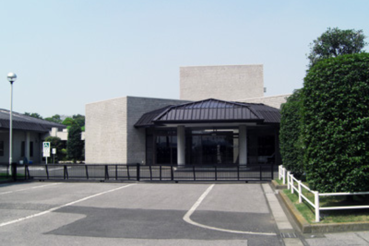 大泉町外二町斎場